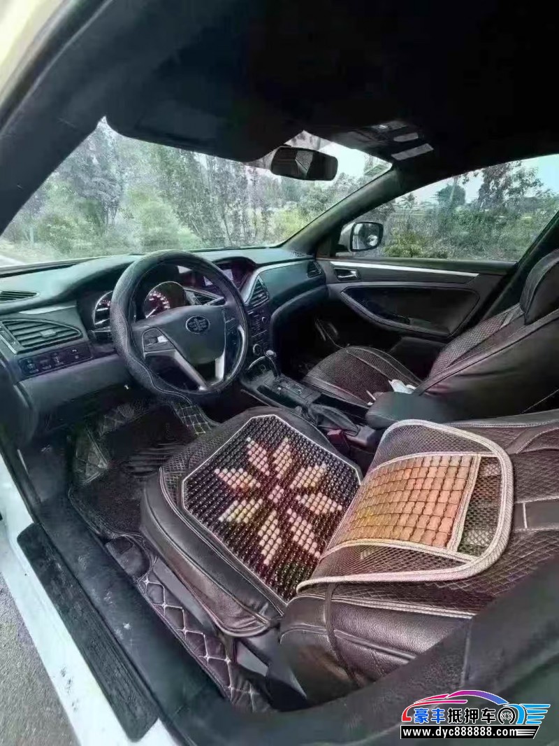 17年奔腾B70轿车抵押车出售