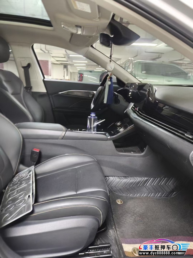 23年奔腾B70轿车抵押车出售