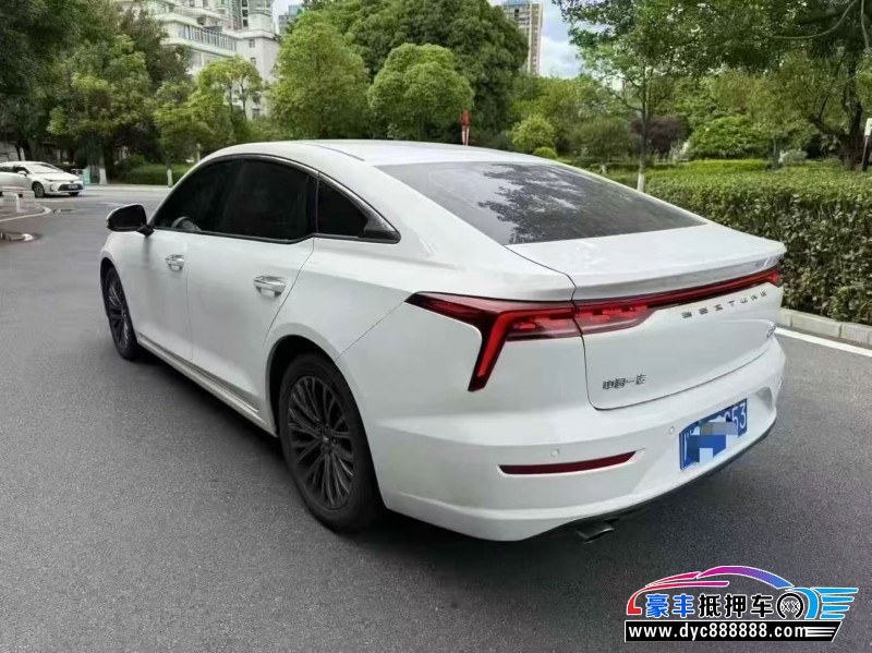 23年奔腾B70轿车抵押车出售