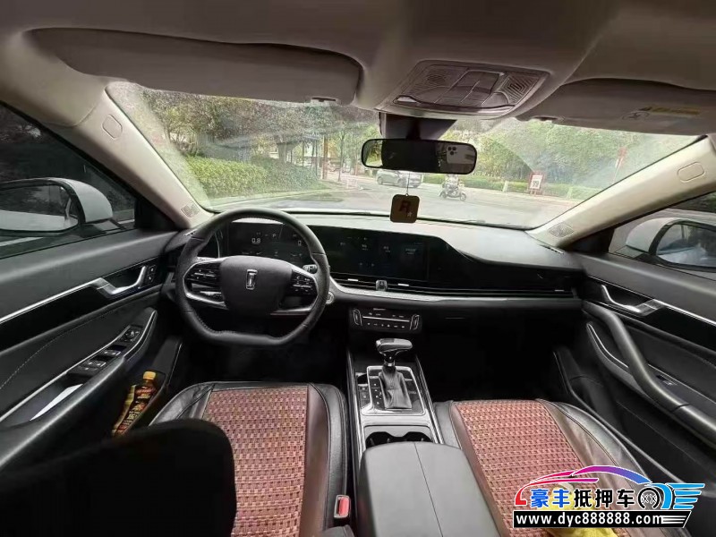 23年奔腾B70轿车抵押车出售