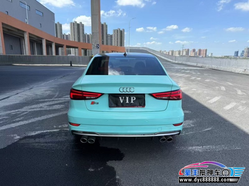 18年奥迪A3轿车抵押车出售