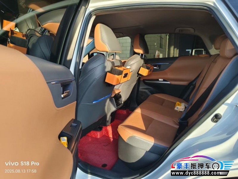 22年丰田威飒轿车抵押车出售