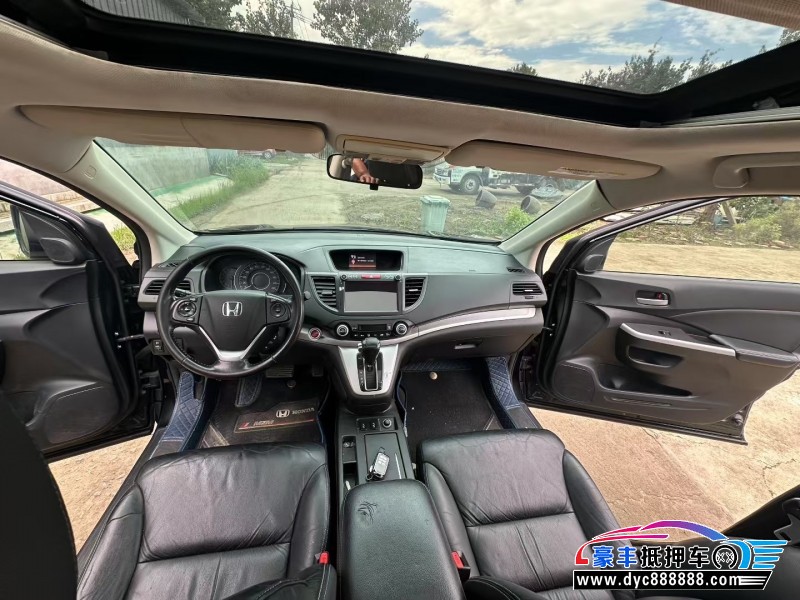 14年本田CR-V轿车抵押车出售