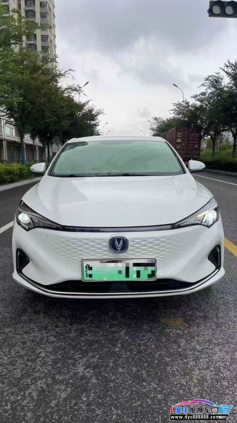 24年长安逸动轿车抵押车出售