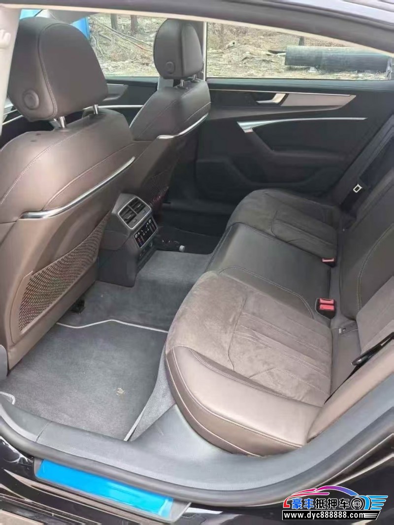 23年奥迪A7轿车抵押车出售