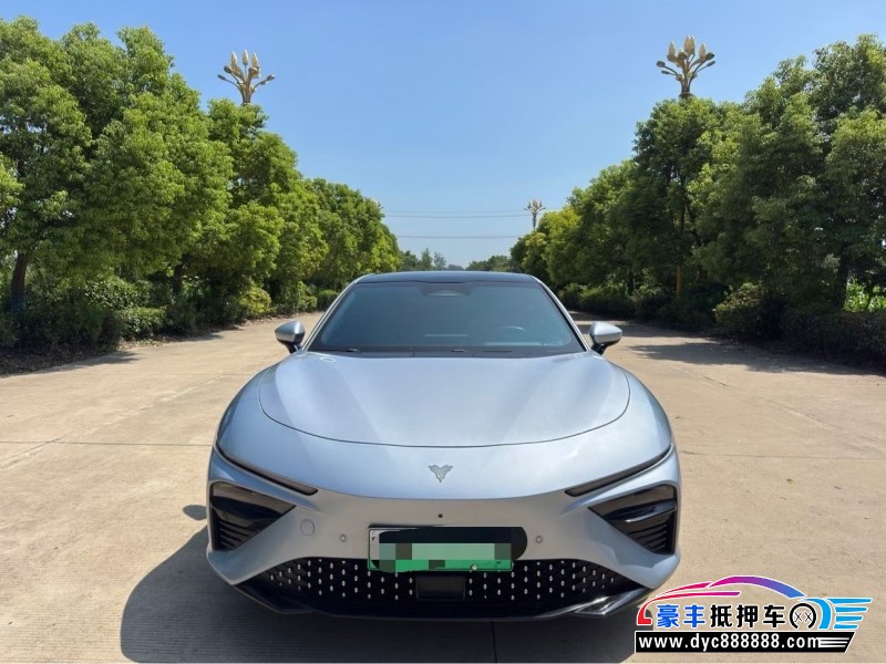 23年哪吒S轿车抵押车出售