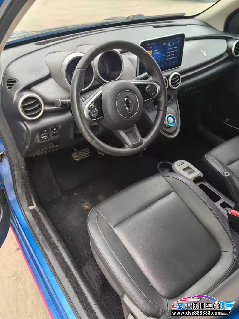 20年欧拉黑猫轿车抵押车出售