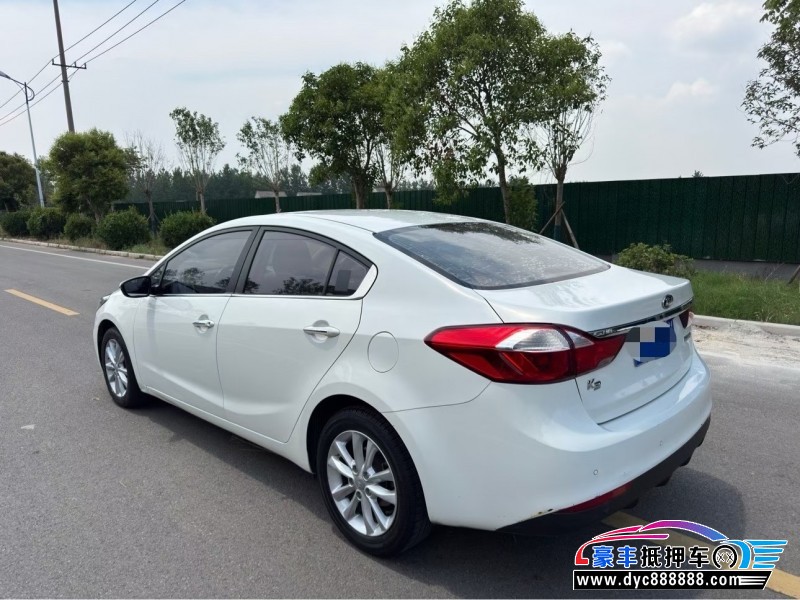 16年起亚K3轿车抵押车出售