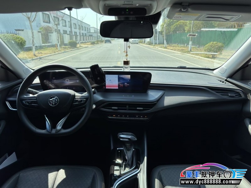 24年别克威朗轿车抵押车出售