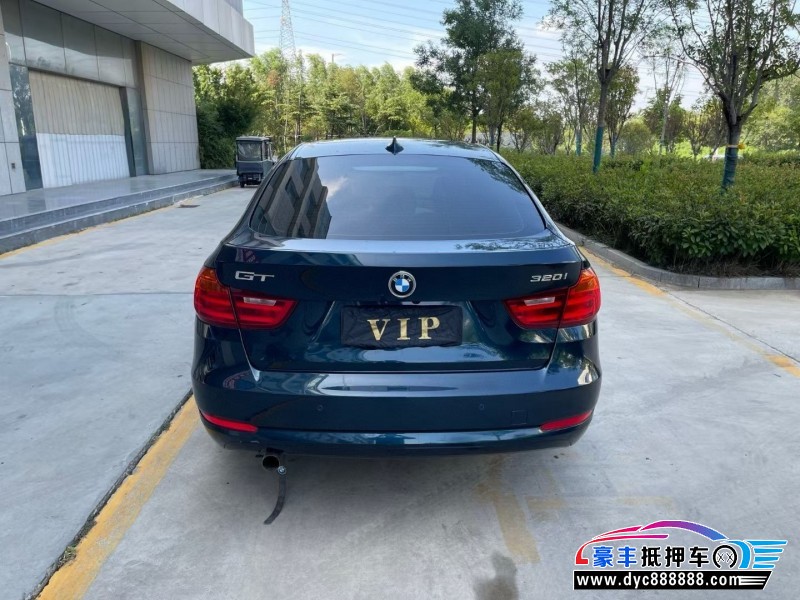 15年宝马3系轿车抵押车出售