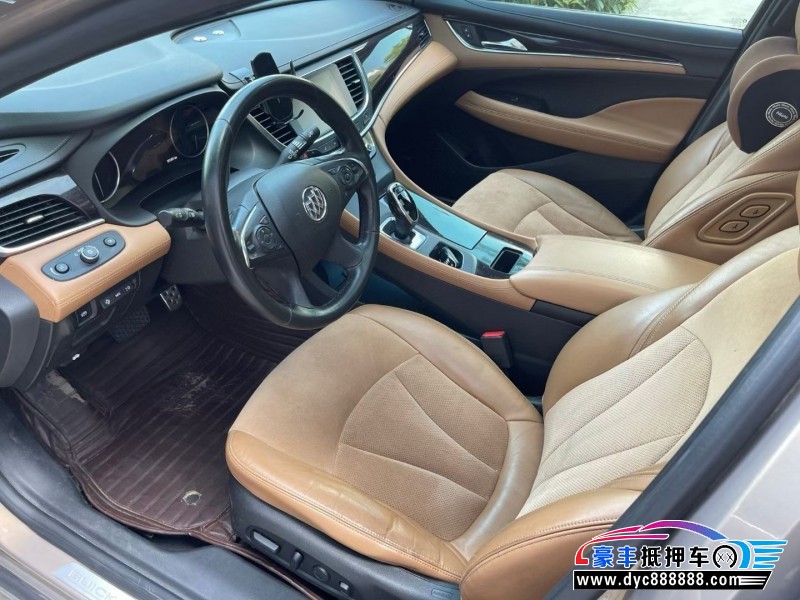 16年别克君越轿车抵押车出售