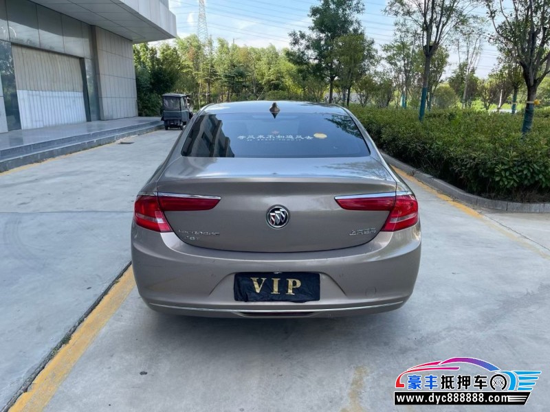 16年别克君越轿车抵押车出售