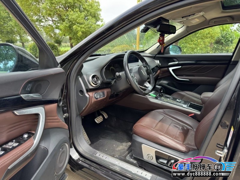 17年WEYVV7轿车抵押车出售