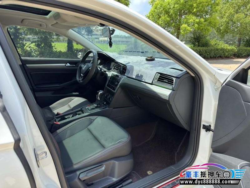 19年大众凌渡轿车抵押车出售