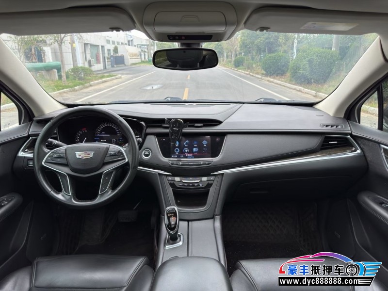 16年凯迪拉克XT5轿车抵押车出售