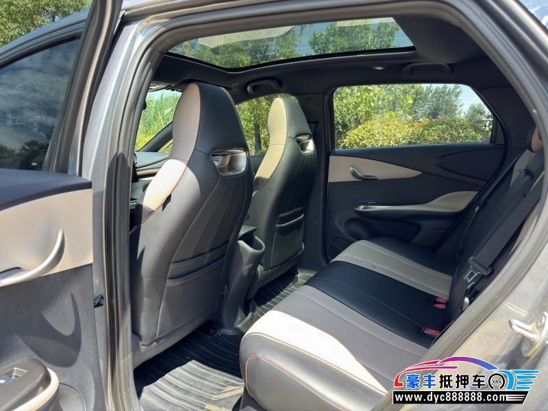 24年比亚迪海豚轿车抵押车出售