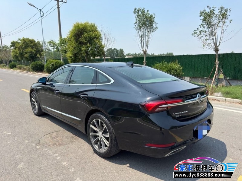 20年别克君越轿车抵押车出售