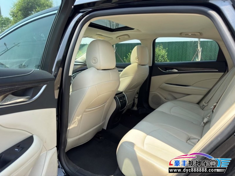 20年别克君越轿车抵押车出售