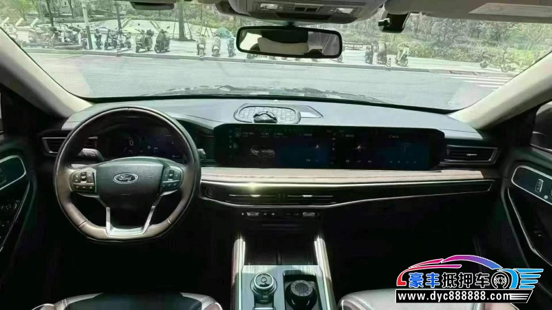 23年福特探险者轿车抵押车出售