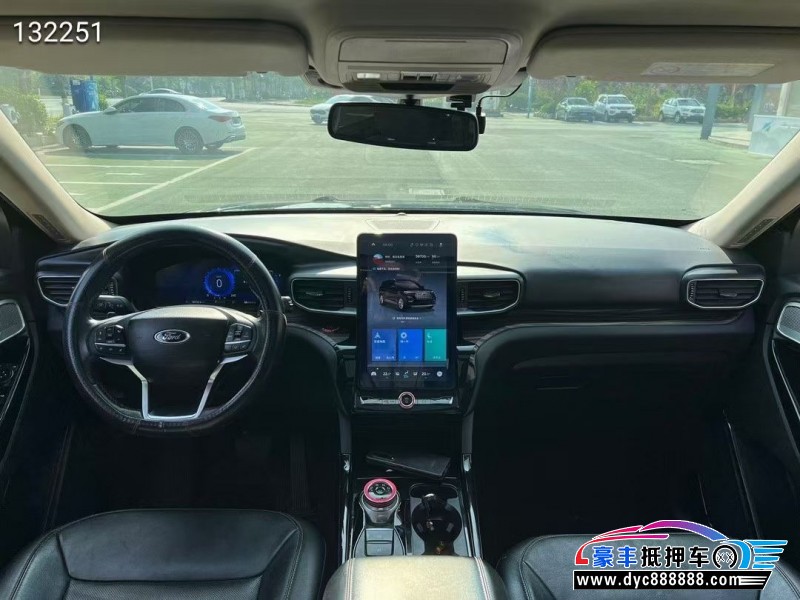 22年福特探险者轿车抵押车出售