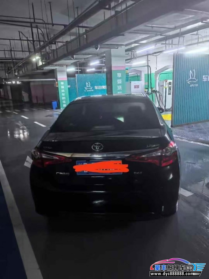 17年丰田雷凌轿车抵押车出售