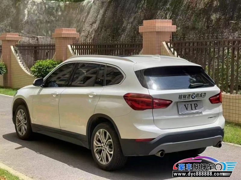 19年宝马X1轿车抵押车出售