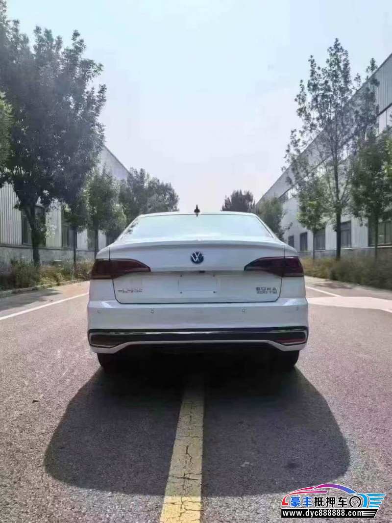 25年大众宝来轿车抵押车出售