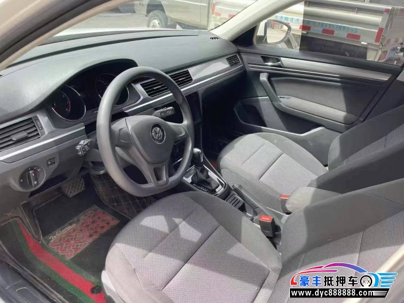 21年大众宝来轿车抵押车出售