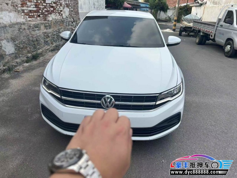 21年大众宝来轿车抵押车出售