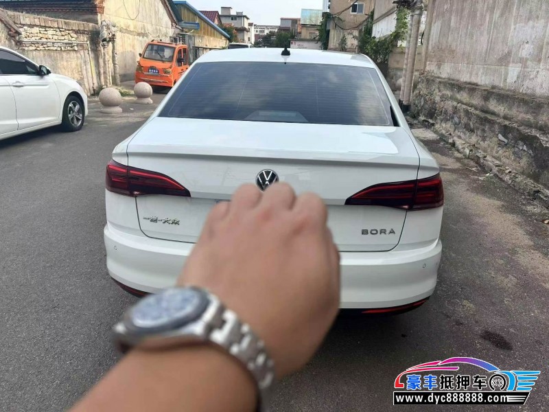 21年大众宝来轿车抵押车出售