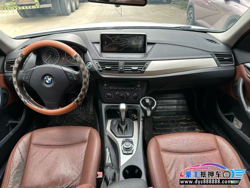 12年宝马X1轿车抵押车出售