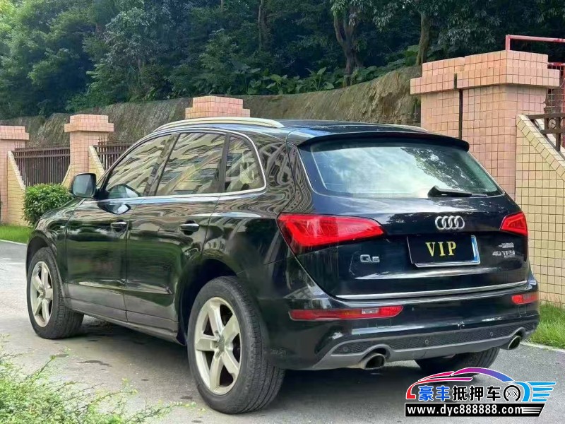 17年奥迪Q5轿车抵押车出售