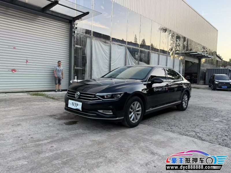 20年大众迈腾轿车抵押车出售