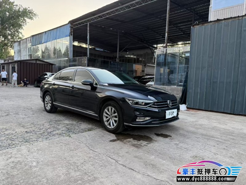 20年大众迈腾轿车抵押车出售