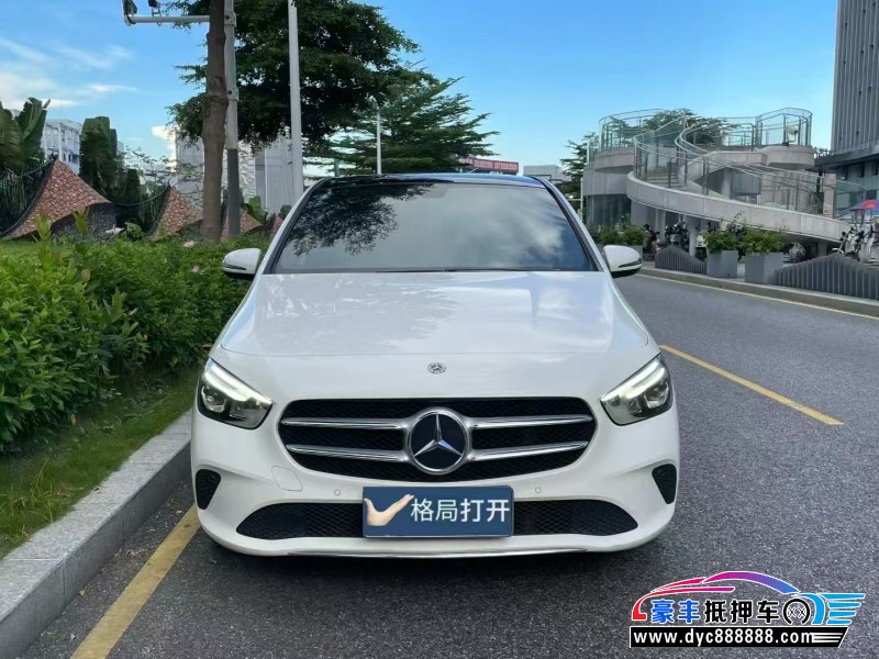 20年奔驰B轿车抵押车出售