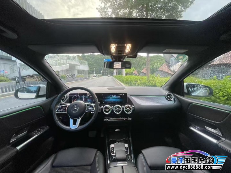 20年奔驰B轿车抵押车出售