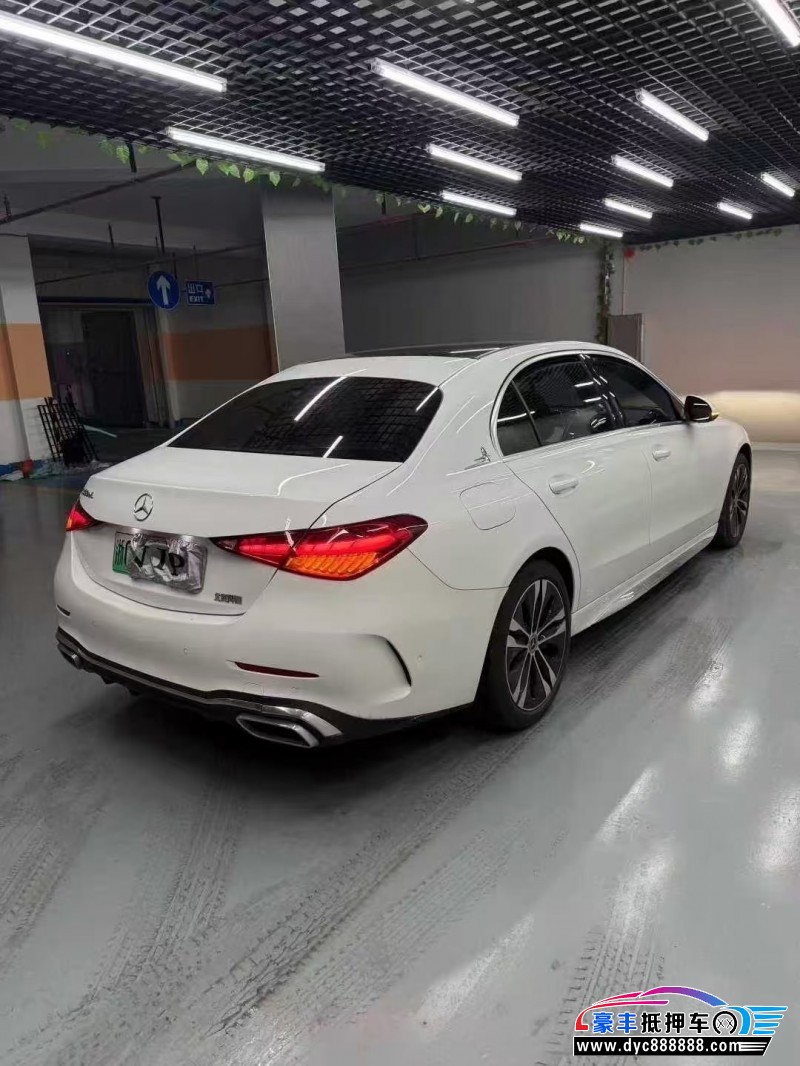 23年奔驰C轿车抵押车出售