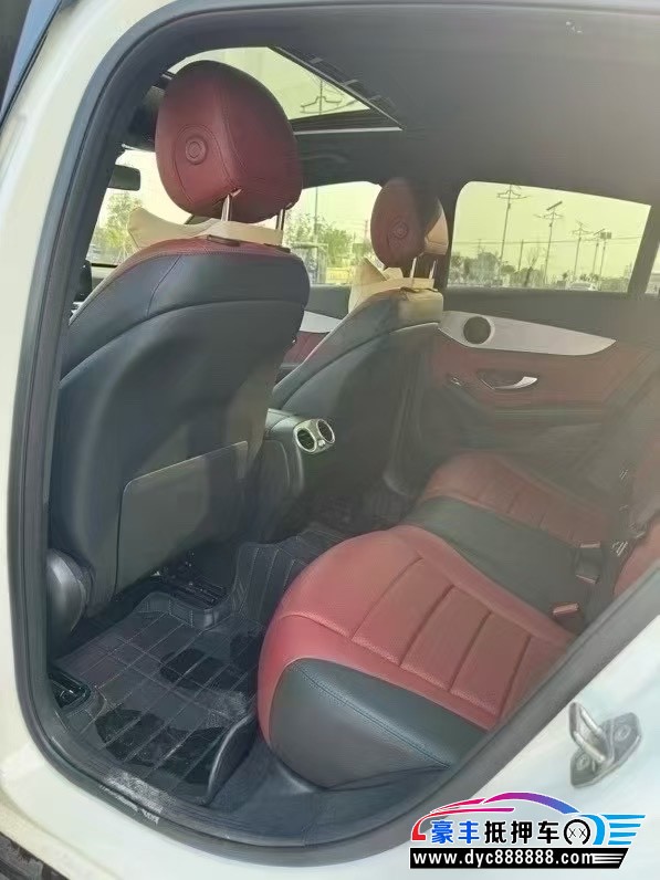 20年奔驰GLC轿车抵押车出售