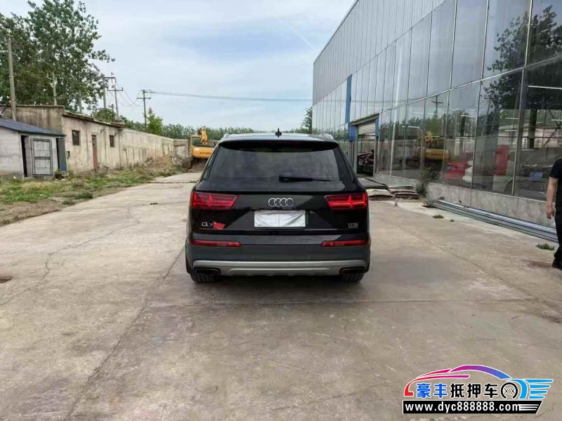 17年奥迪Q7SUV抵押车出售