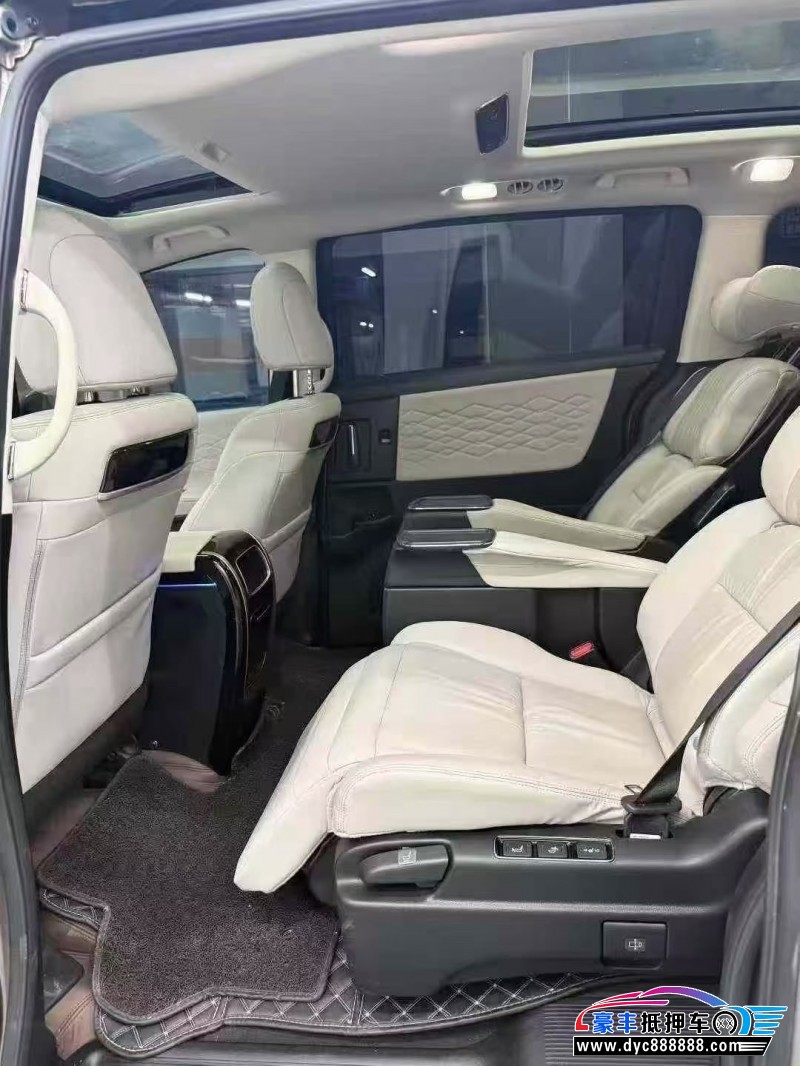 22年本田艾力绅轿车抵押车出售