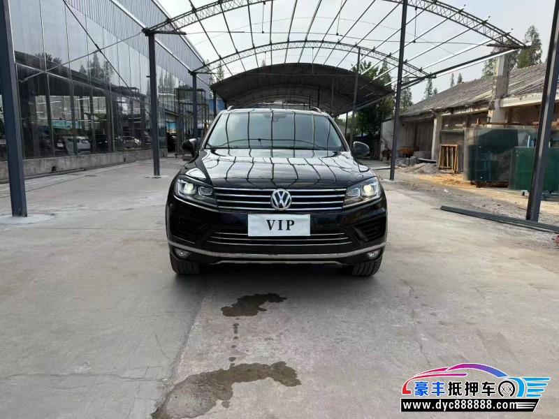 18年大众途锐SUV抵押车出售