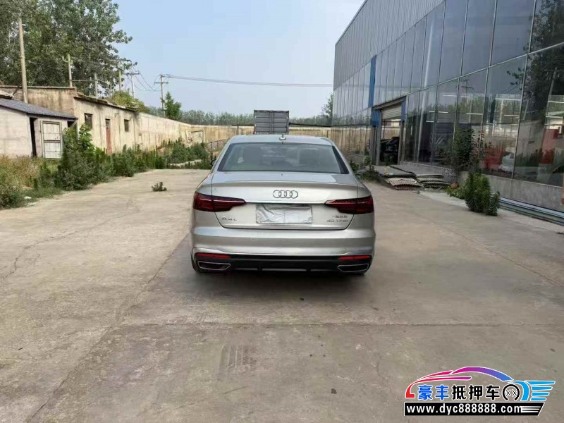 24年奥迪A4L轿车抵押车出售