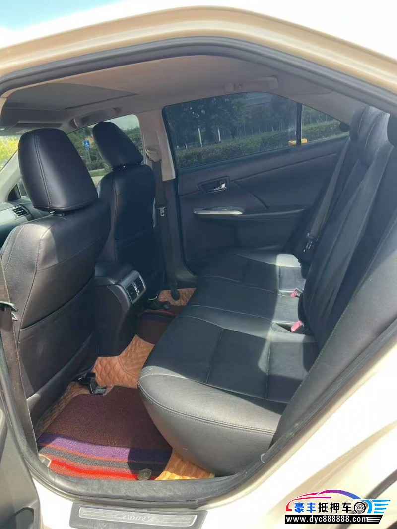 14年丰田凯美瑞轿车抵押车出售