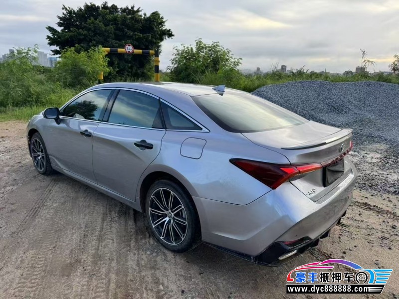 23年丰田亚洲龙轿车抵押车出售