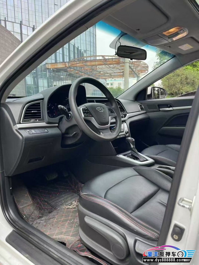 19年现代领动轿车抵押车出售