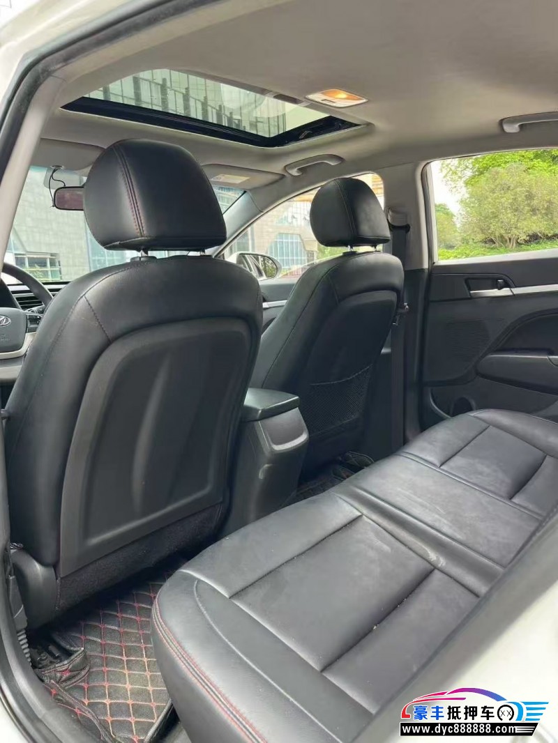 19年现代领动轿车抵押车出售