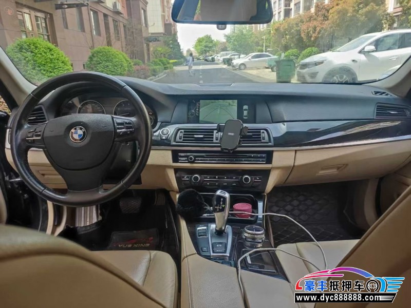 13年宝马5系轿车抵押车出售