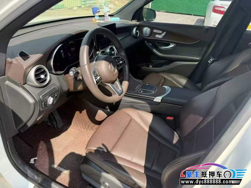 21年奔驰GLC轿车抵押车出售