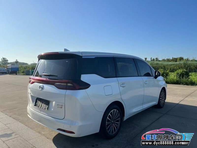 19年传祺m6轿车抵押车出售