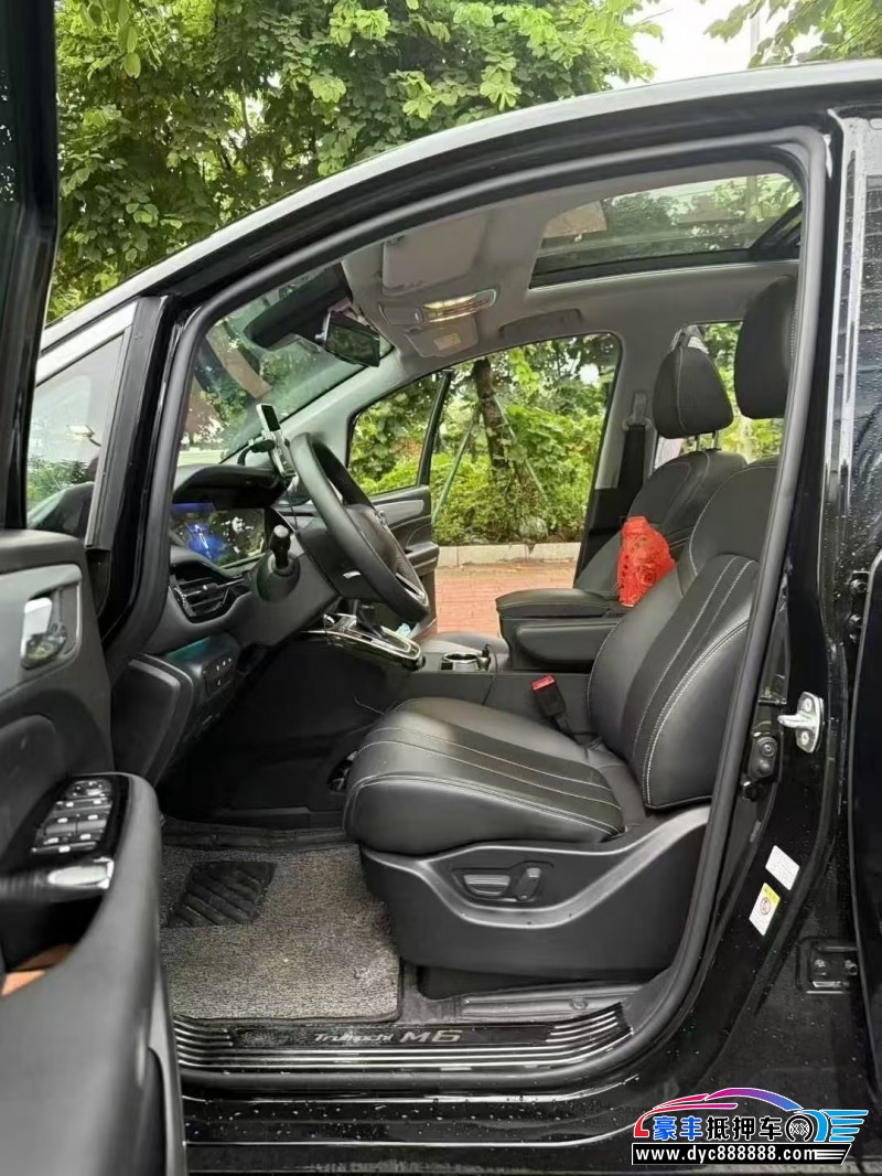 20年传祺m6轿车抵押车出售